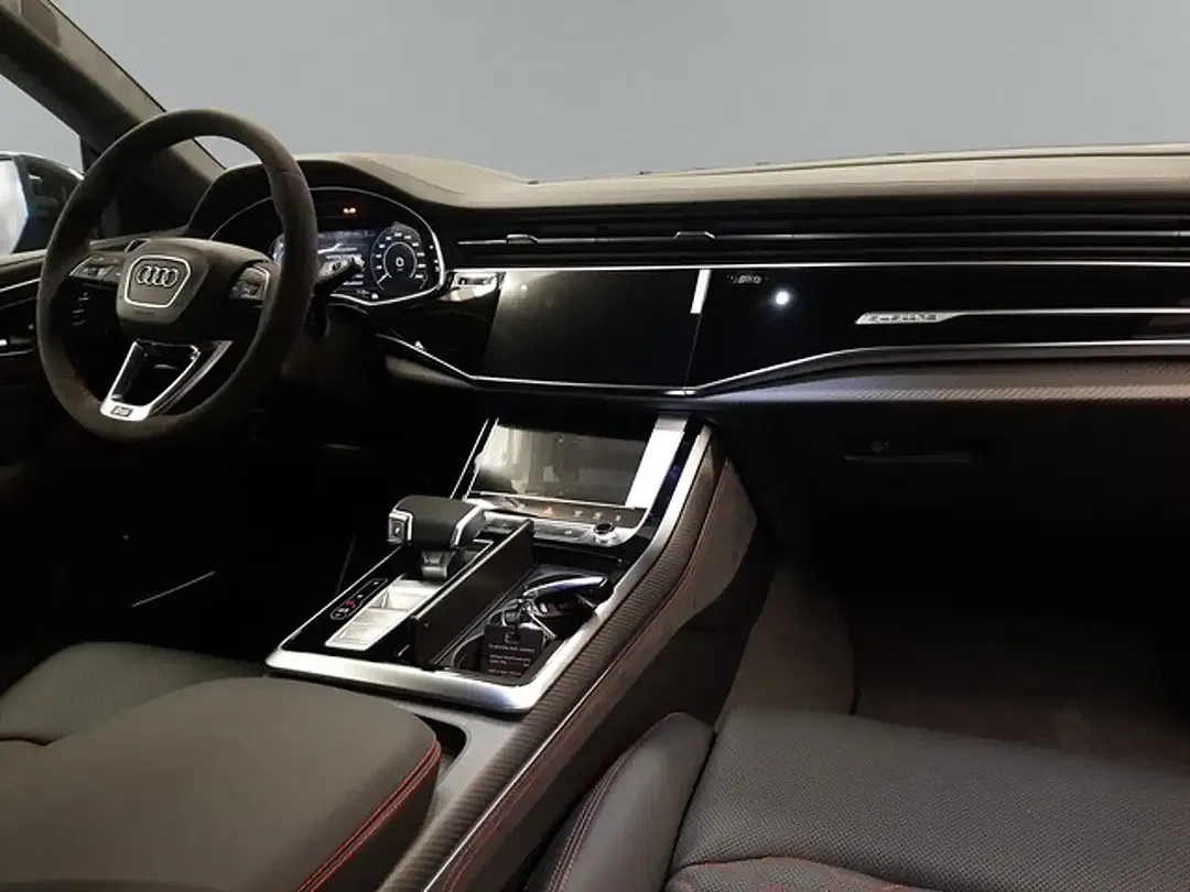 Audi RS Q8 - Thumbnail 9