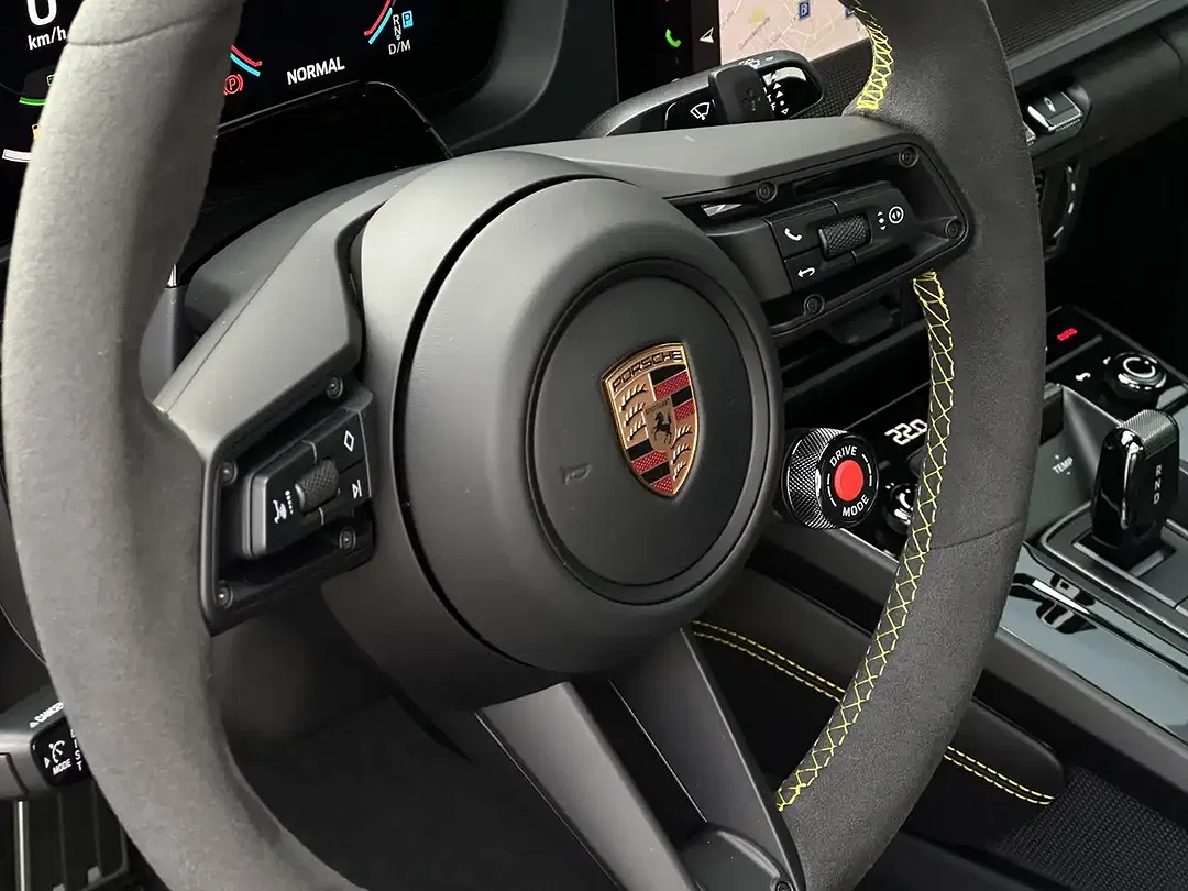 Porsche 992 - Thumbnail 14
