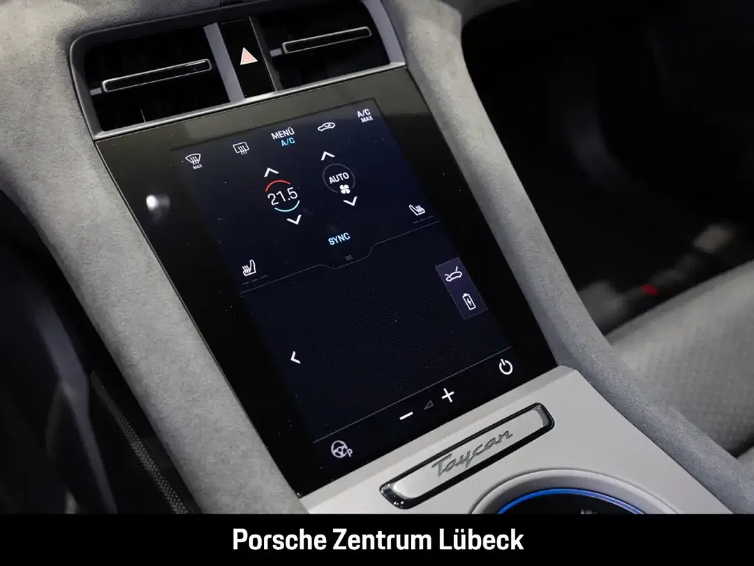 Porsche Taycan - Thumbnail 8