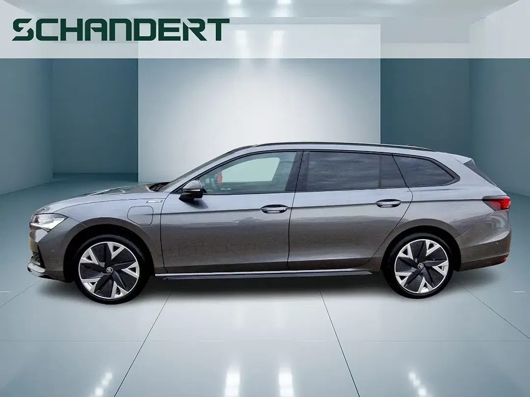 Skoda Superb - Thumbnail 2