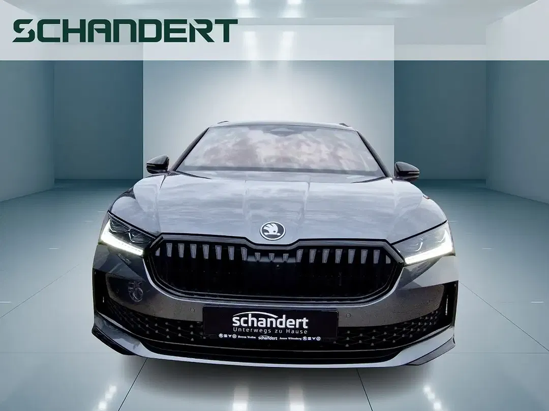 Skoda Superb - Thumbnail 5