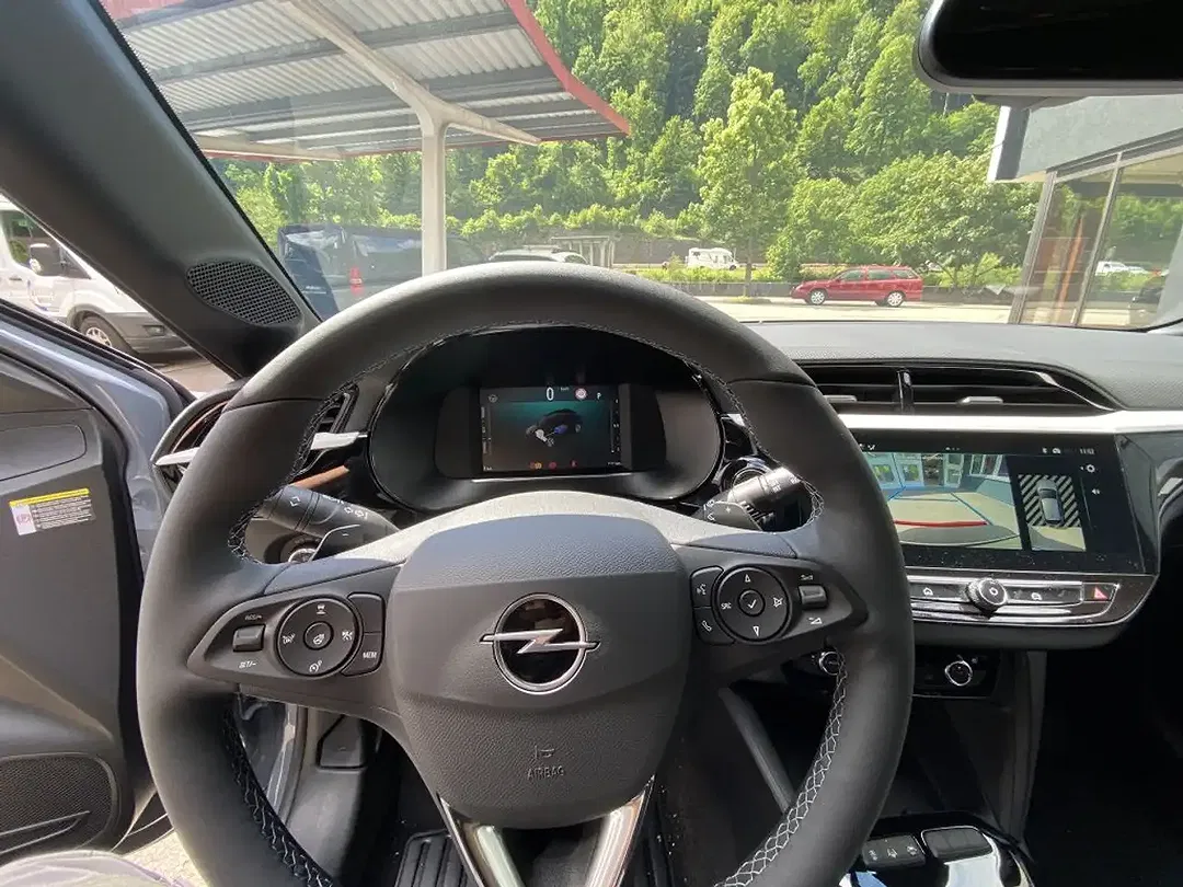 Opel Corsa - Thumbnail 7