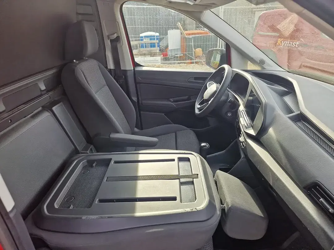 Volkswagen Caddy - Thumbnail 8