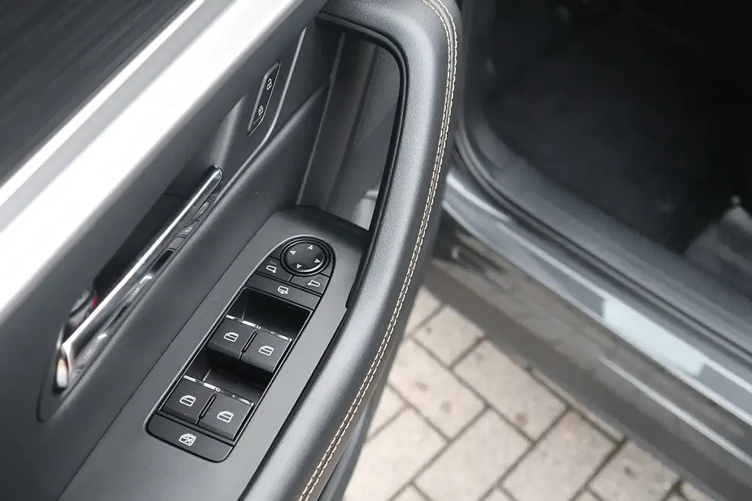 Mazda CX-80 - Thumbnail 10