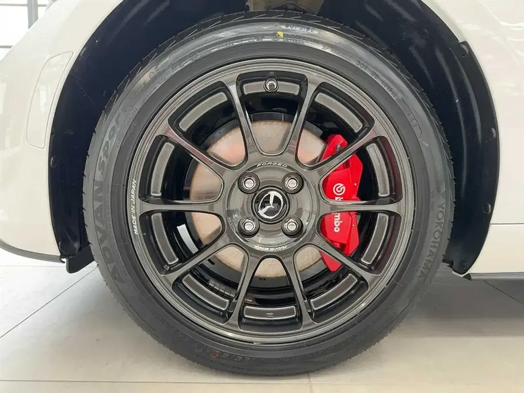 Mazda MX-5 - Thumbnail 13