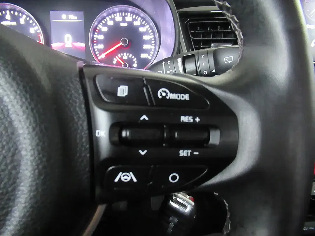 Kia Stonic - Thumbnail 12