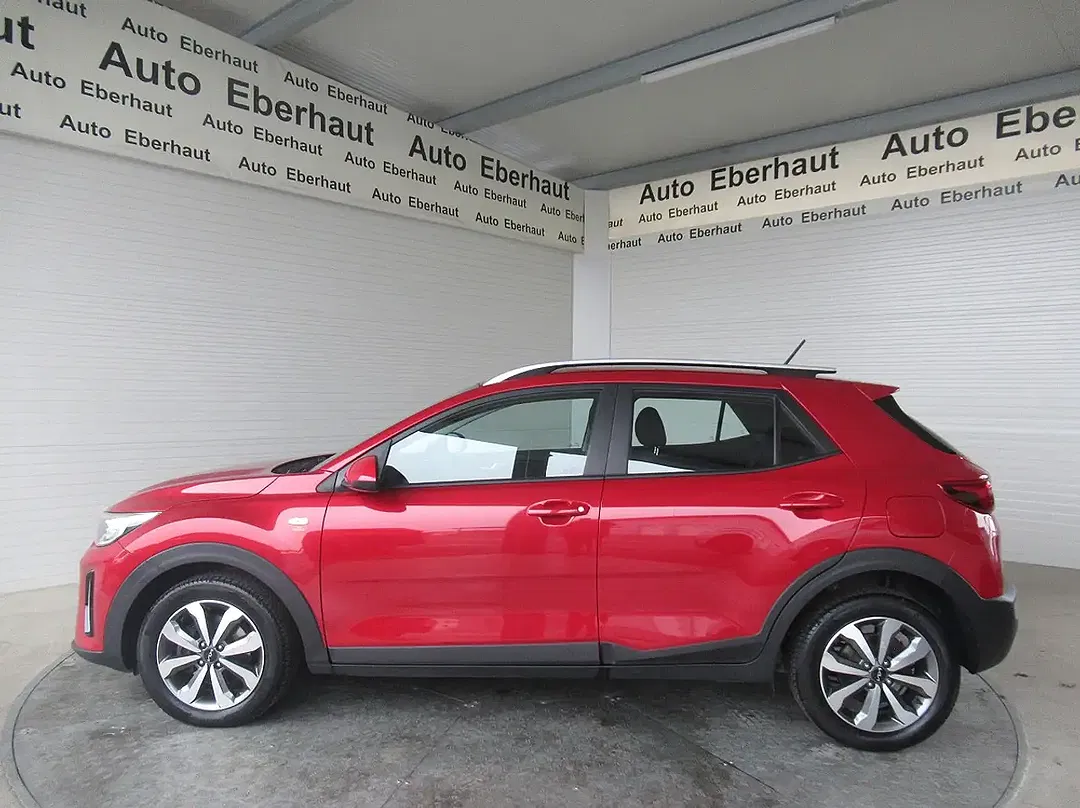 Kia Stonic - Thumbnail 2