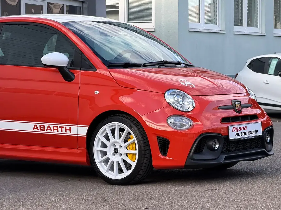 Abarth 695 - Thumbnail 6
