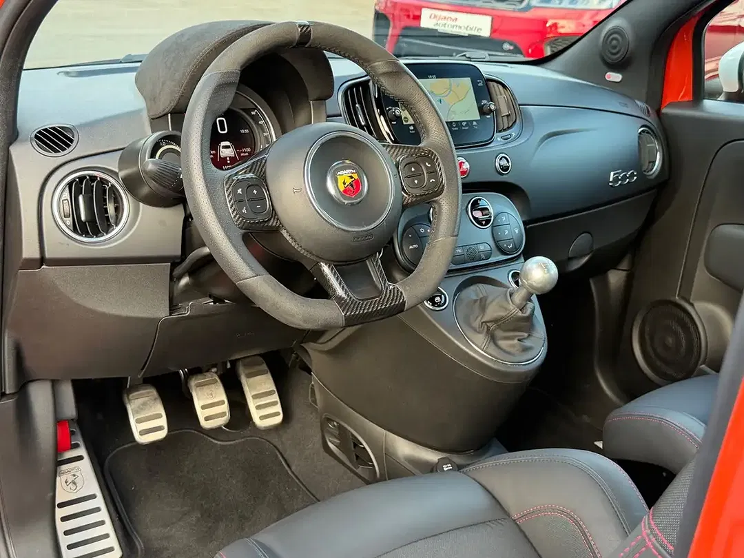 Abarth 695 - Thumbnail 9