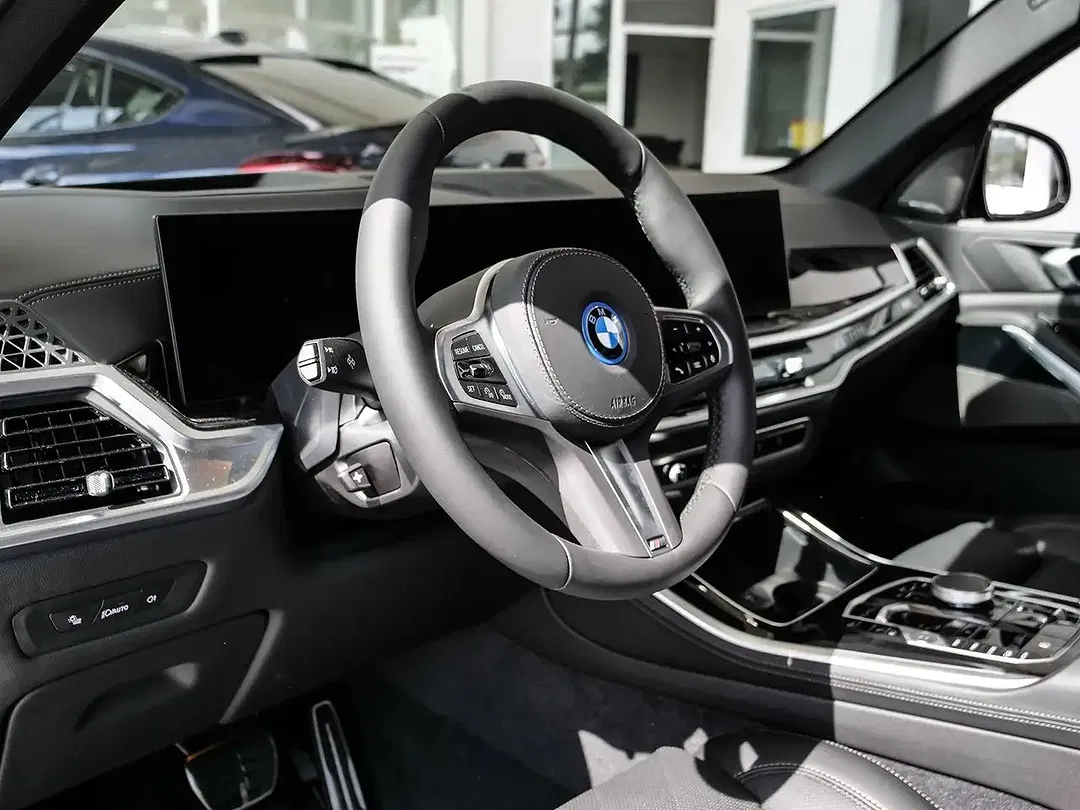BMW X5 - Thumbnail 8