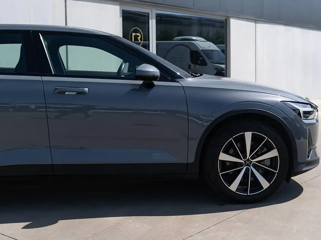 Polestar 2 - Thumbnail 9