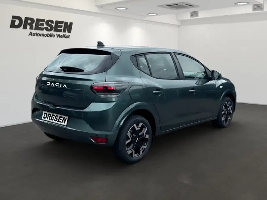 Dacia Sandero - Thumbnail 3