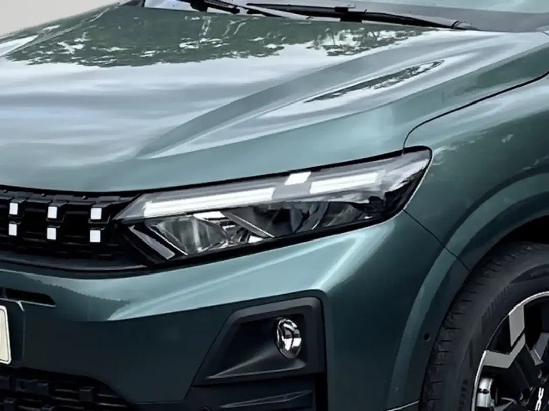 Dacia Sandero - Thumbnail 5