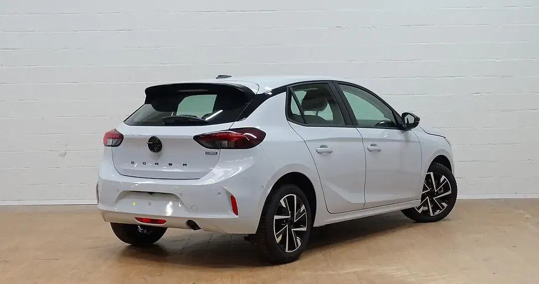 Opel Corsa - Thumbnail 3