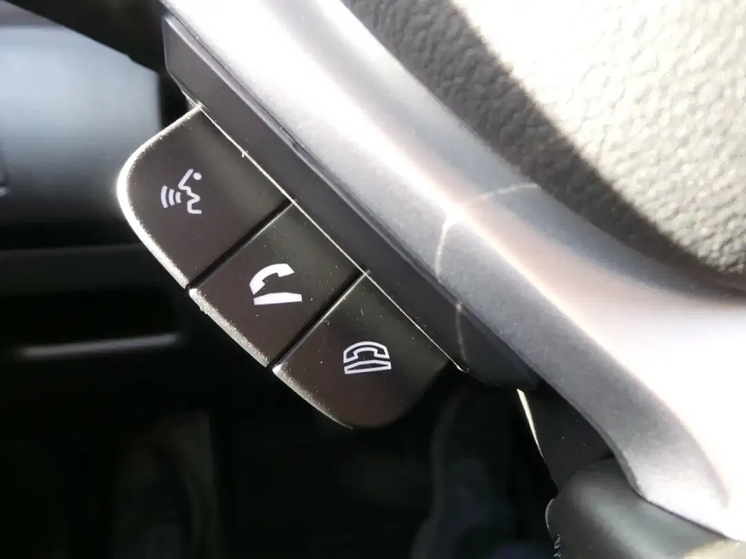Suzuki Vitara - Thumbnail 10