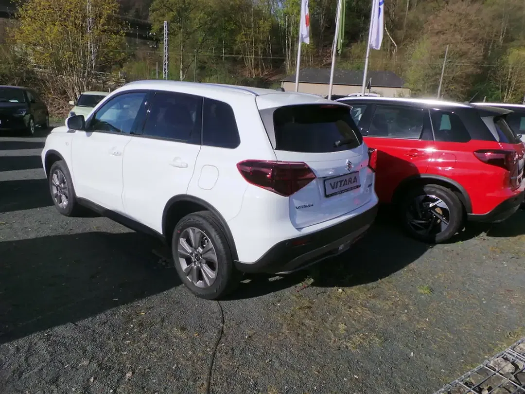 Suzuki Vitara - Thumbnail 6