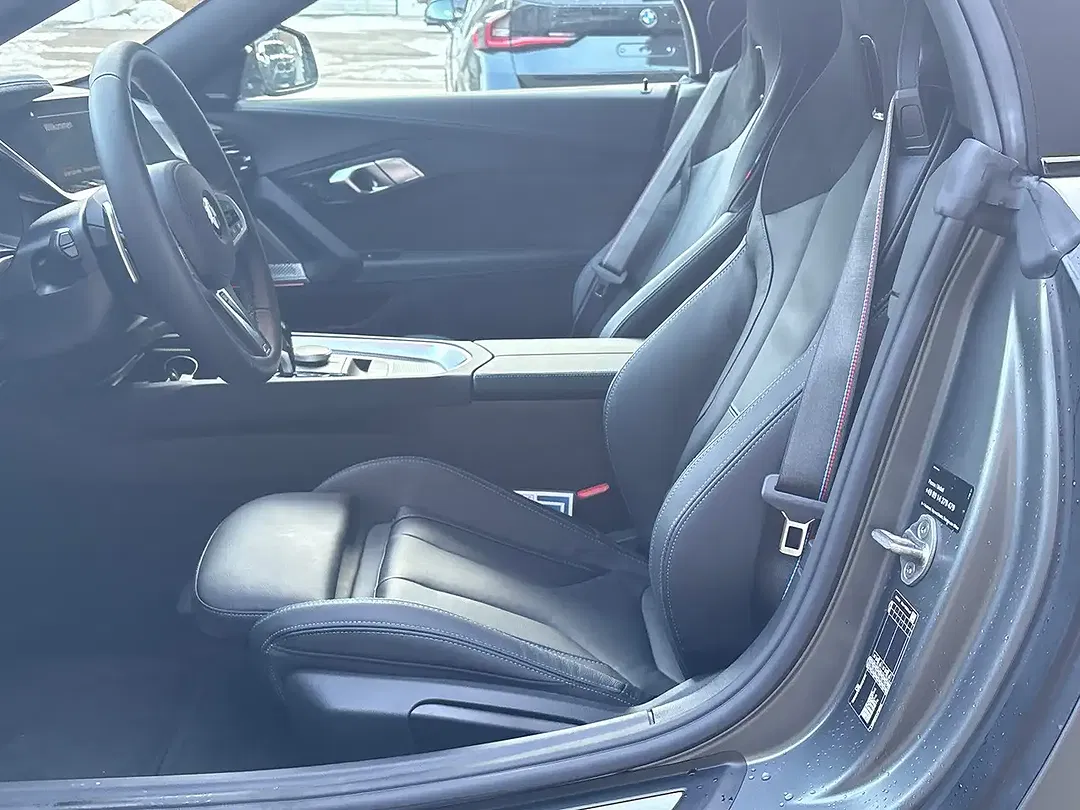 BMW Z4 - Thumbnail 9