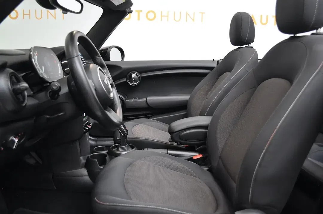 MINI Cooper Cabrio - Thumbnail 12