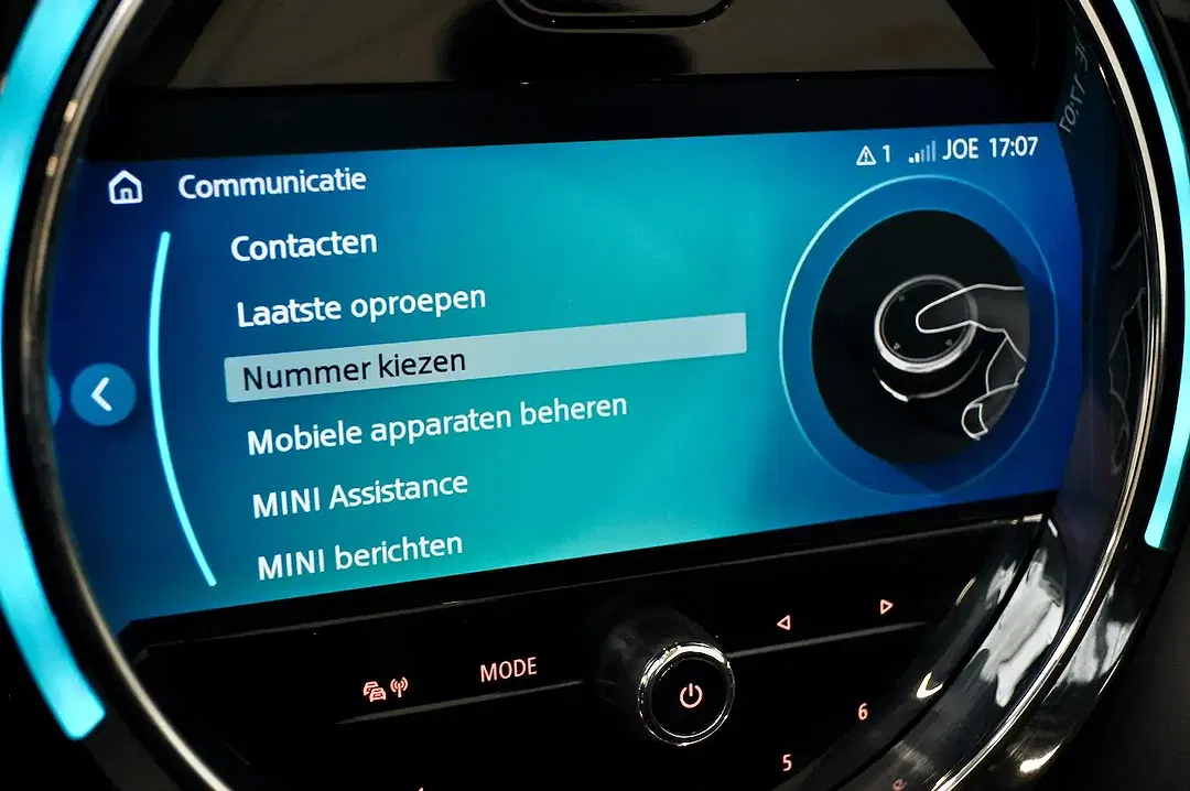 MINI Cooper Cabrio - Thumbnail 21