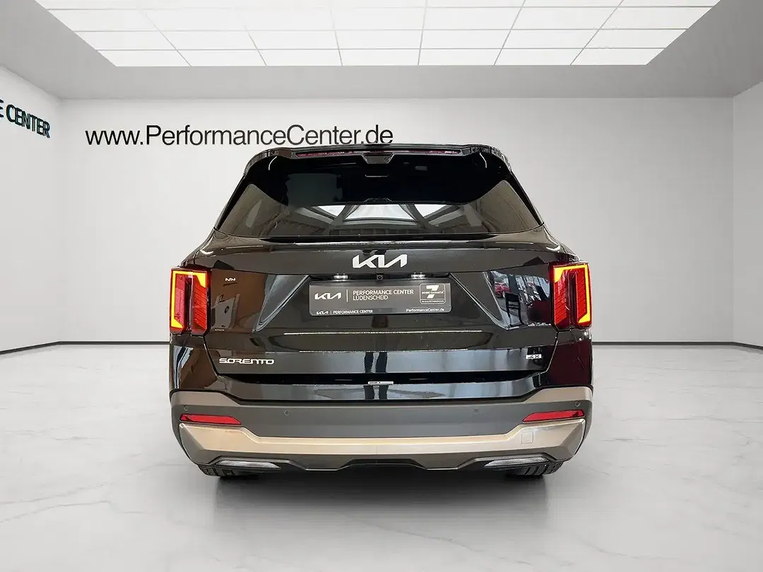 Kia Sorento - Thumbnail 6