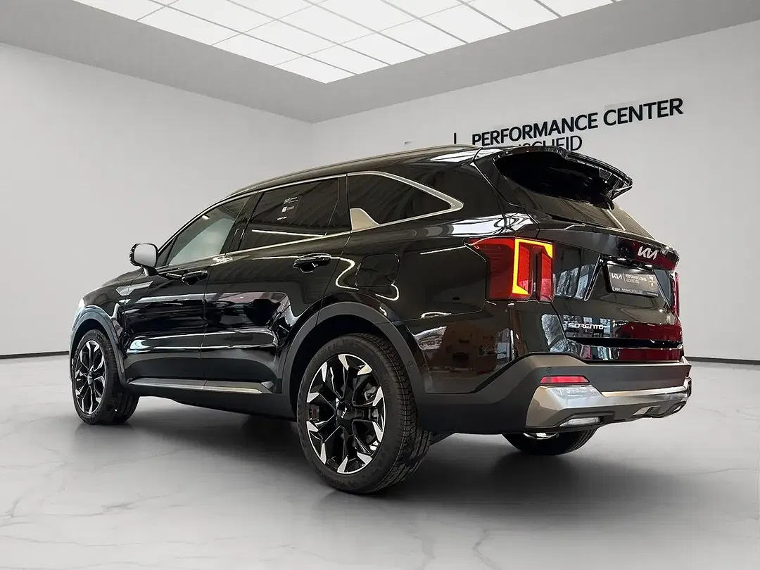 Kia Sorento - Thumbnail 7