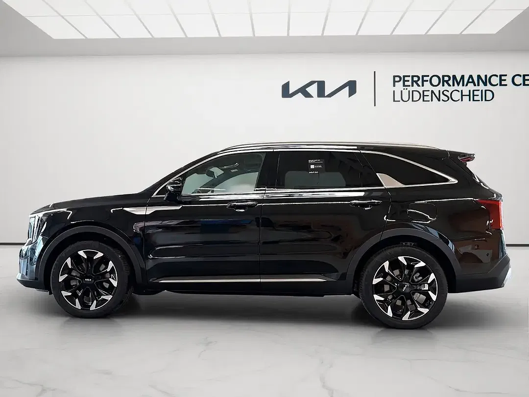 Kia Sorento - Thumbnail 8