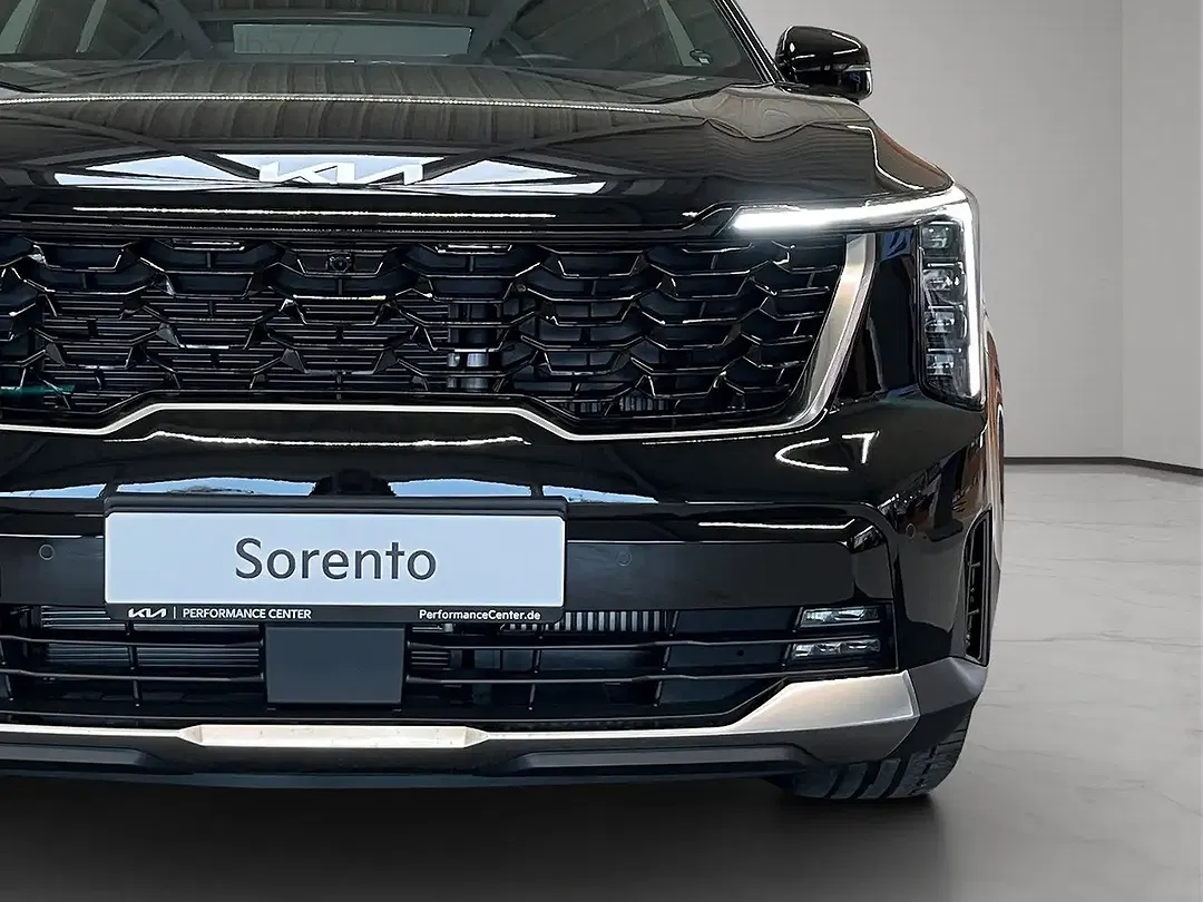 Kia Sorento - Thumbnail 9