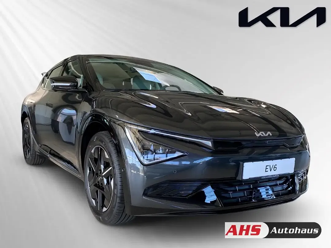 Kia EV6 - Thumbnail 2