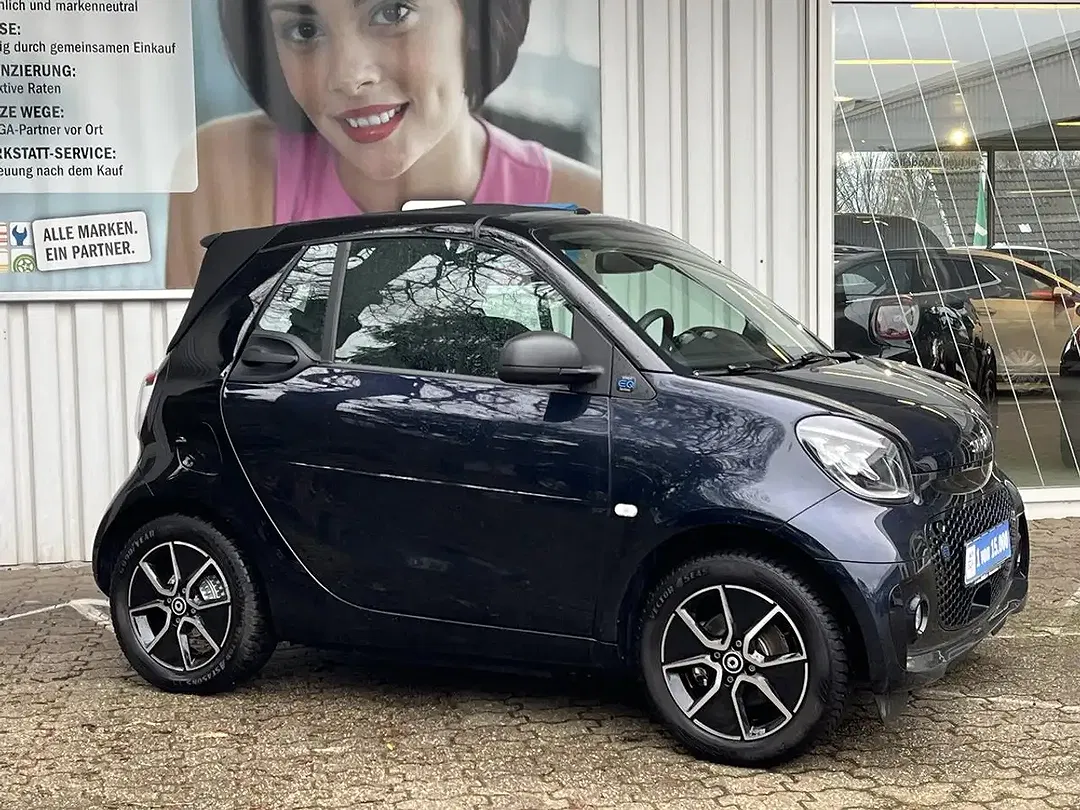 smart forTwo - Thumbnail 2