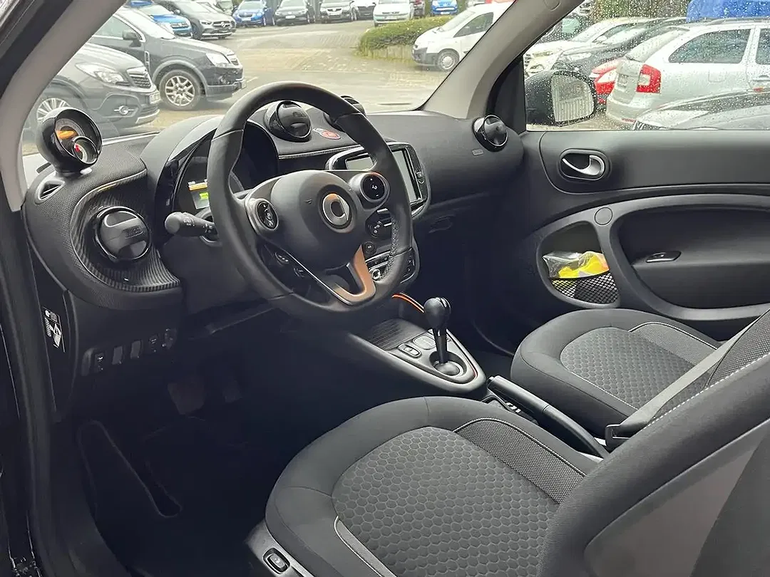 smart forTwo - Thumbnail 6
