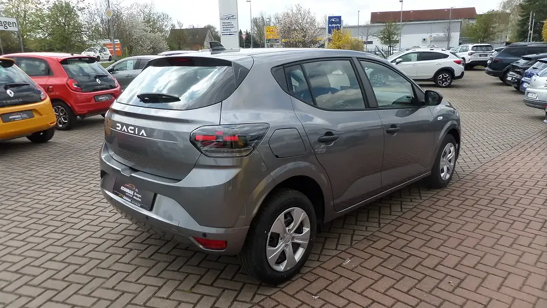 Dacia Sandero - Thumbnail 4