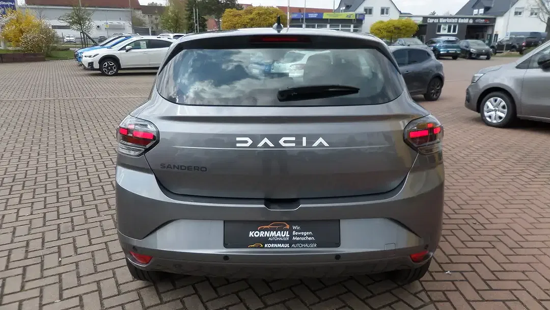 Dacia Sandero - Thumbnail 5