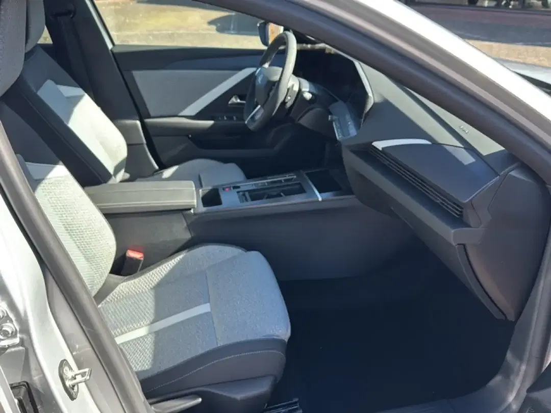 Opel Astra - Thumbnail 11