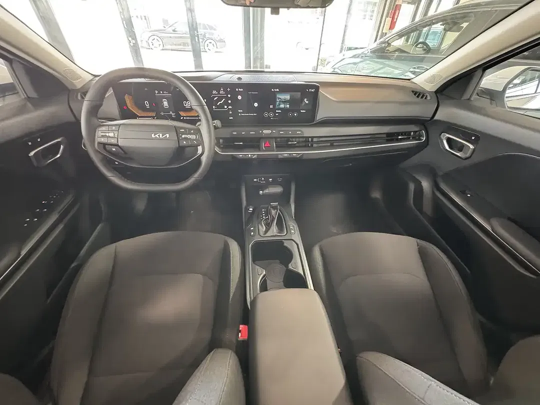 Kia K4 - Thumbnail 15
