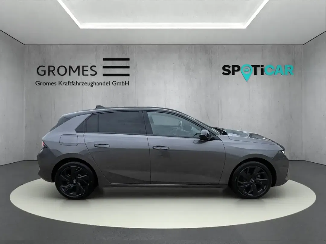 Opel Astra - Thumbnail 2