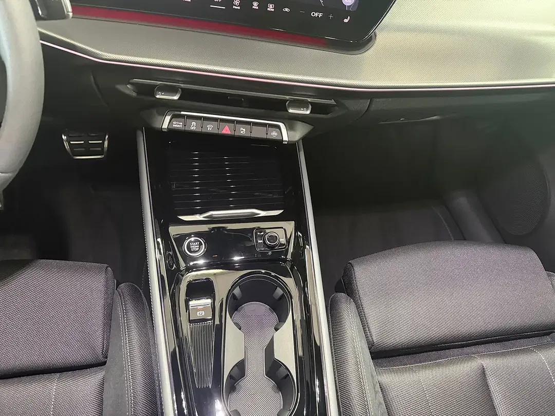 Audi Q3 - Thumbnail 7