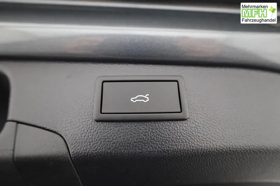 Volkswagen Passat Variant - Thumbnail 15