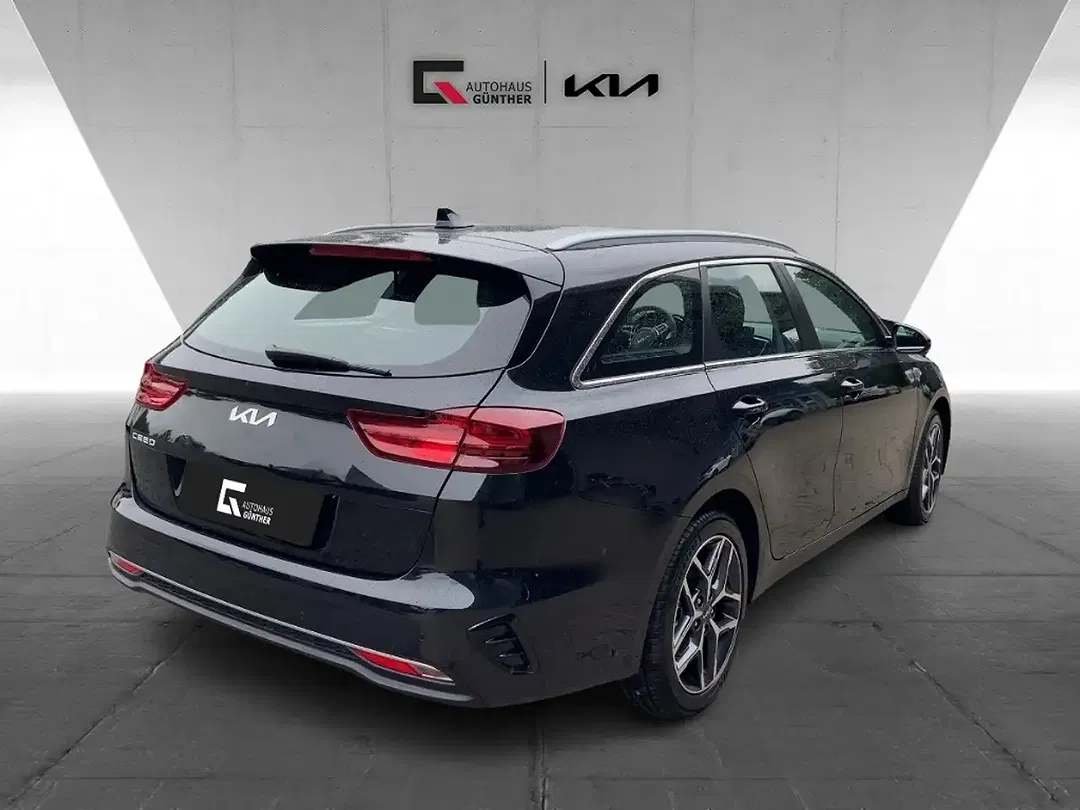 Kia Ceed SW / cee'd SW - Thumbnail 3