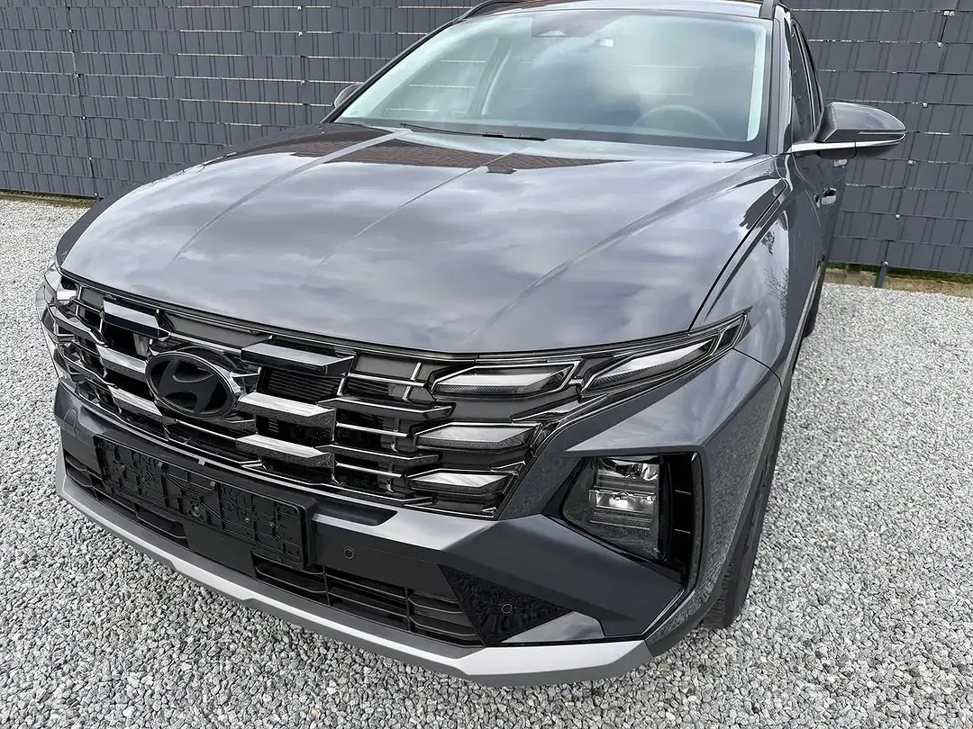 Hyundai TUCSON - Thumbnail 3