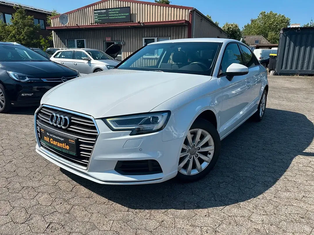 Audi A3 30 TFSI Base