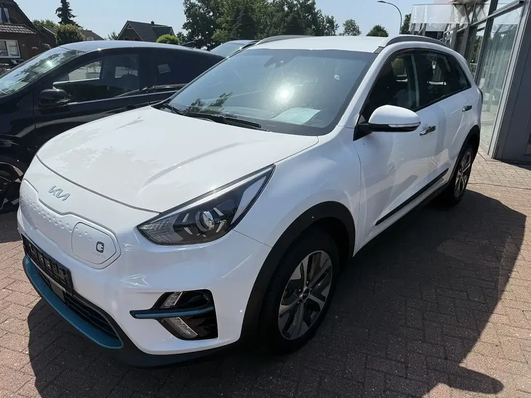 Kia Niro - Thumbnail 2