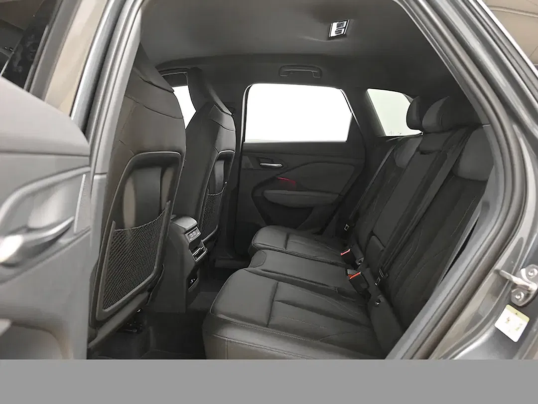 Audi Q3 - Thumbnail 12