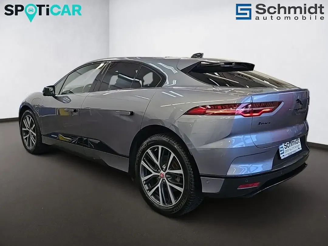 Jaguar I-Pace - Thumbnail 3