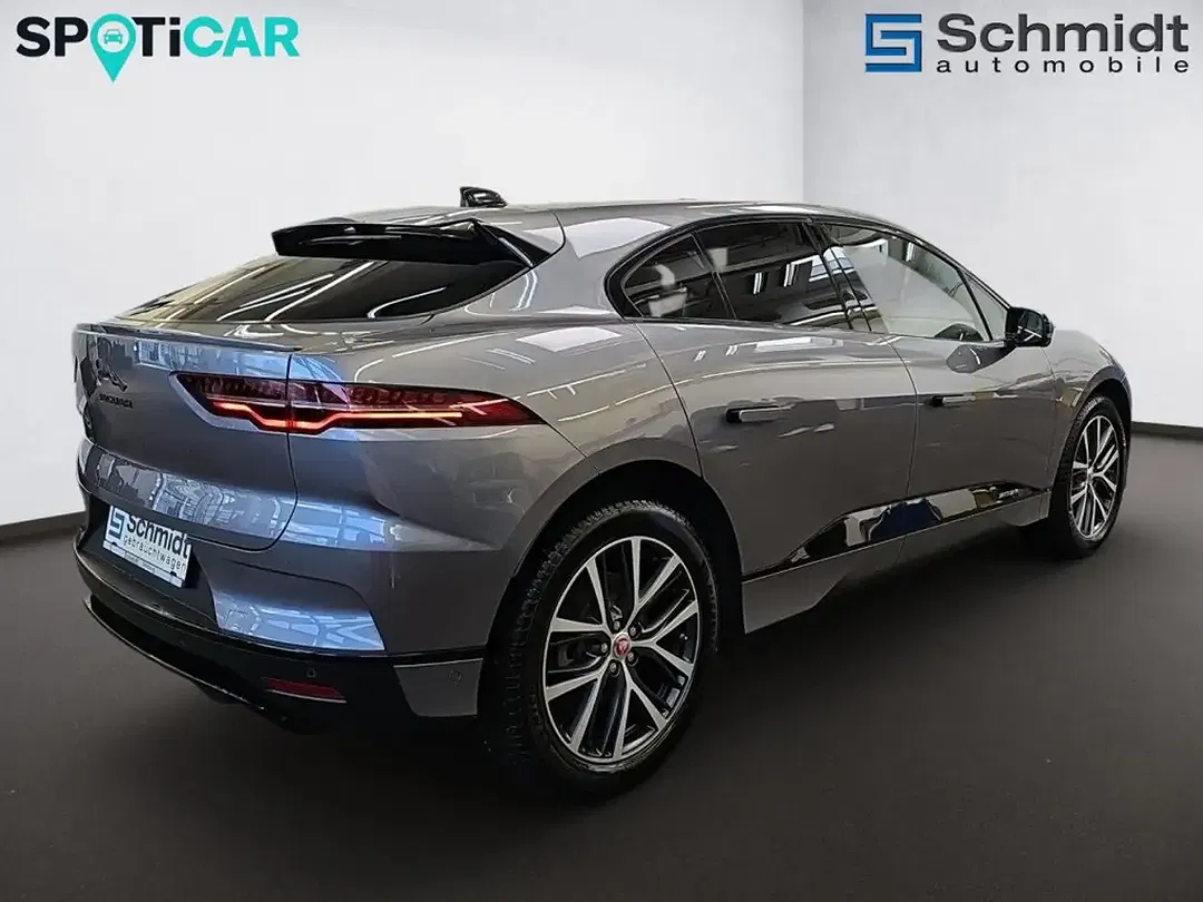Jaguar I-Pace - Thumbnail 4