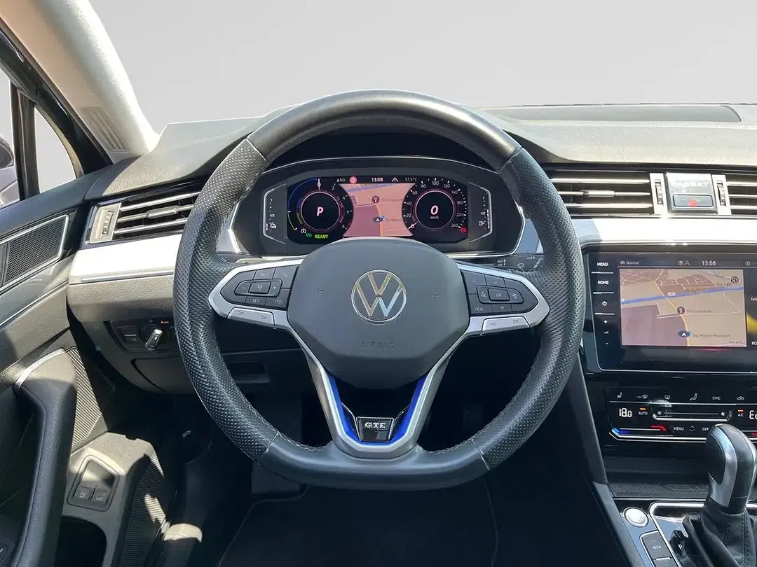 Volkswagen Passat Variant - Thumbnail 10