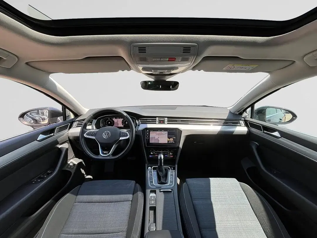 Volkswagen Passat Variant - Thumbnail 3