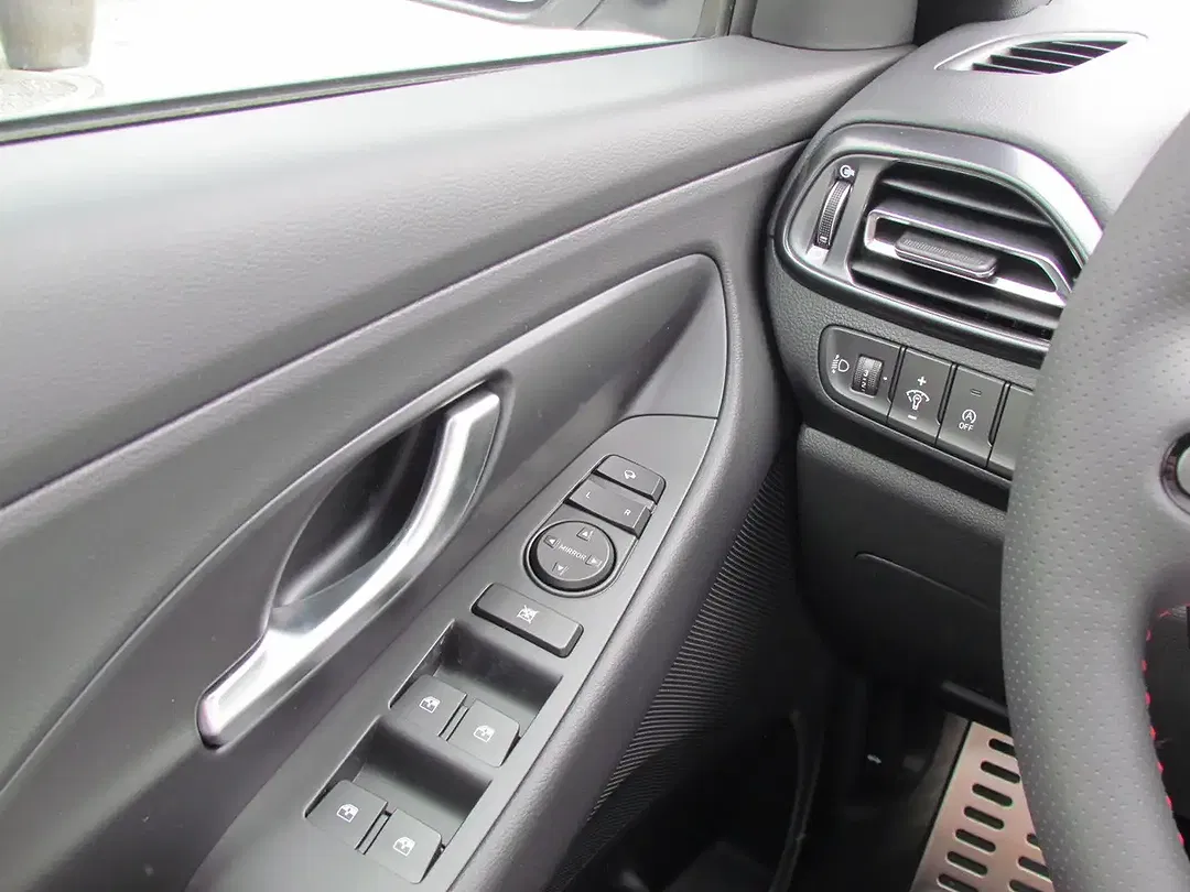 Hyundai i30 - Thumbnail 13