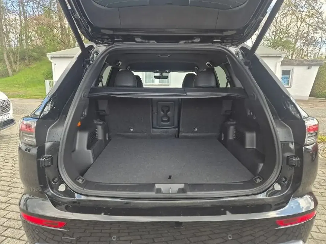 Mitsubishi Outlander - Thumbnail 13