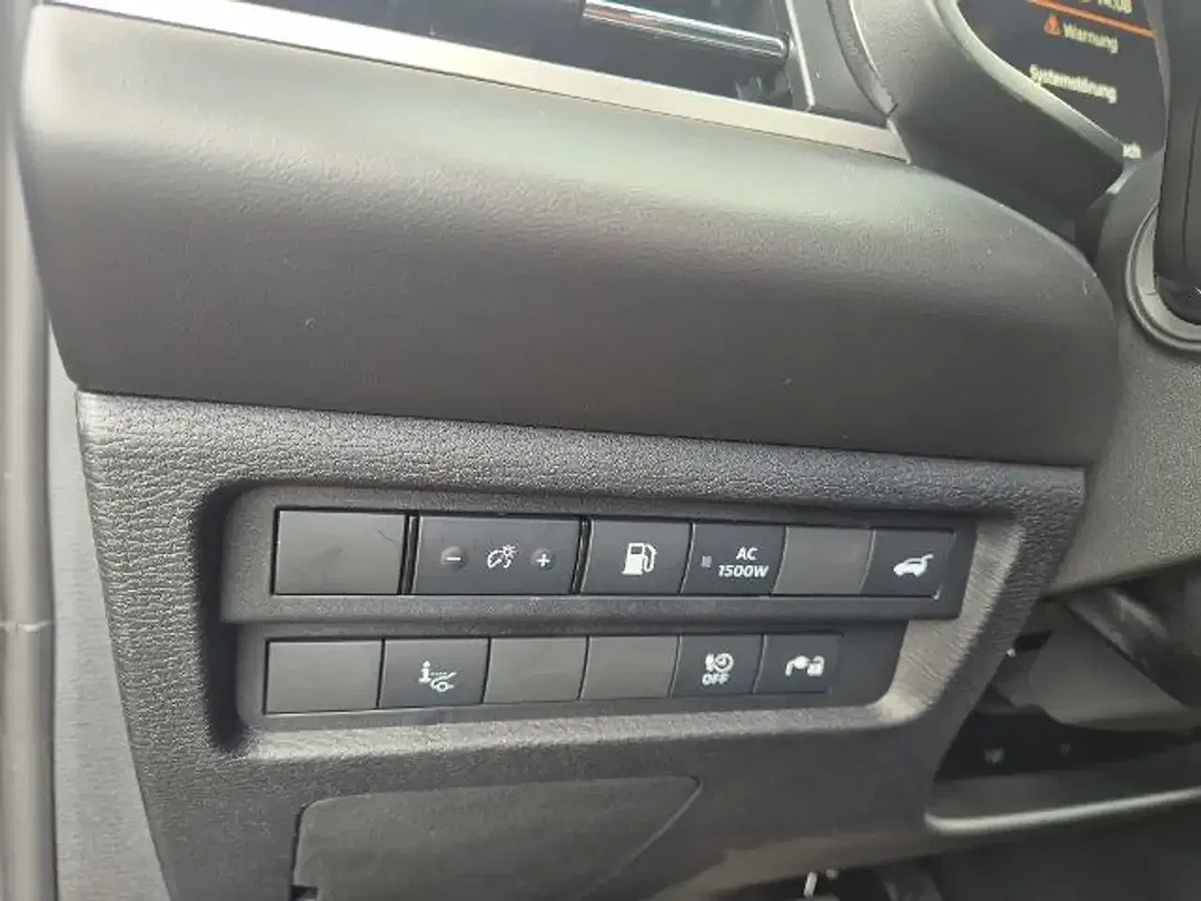 Mitsubishi Outlander - Thumbnail 16