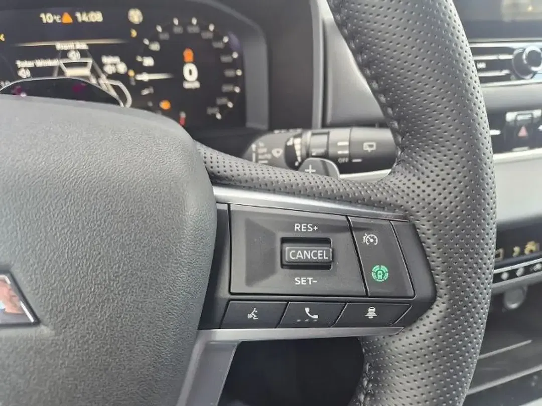 Mitsubishi Outlander - Thumbnail 19